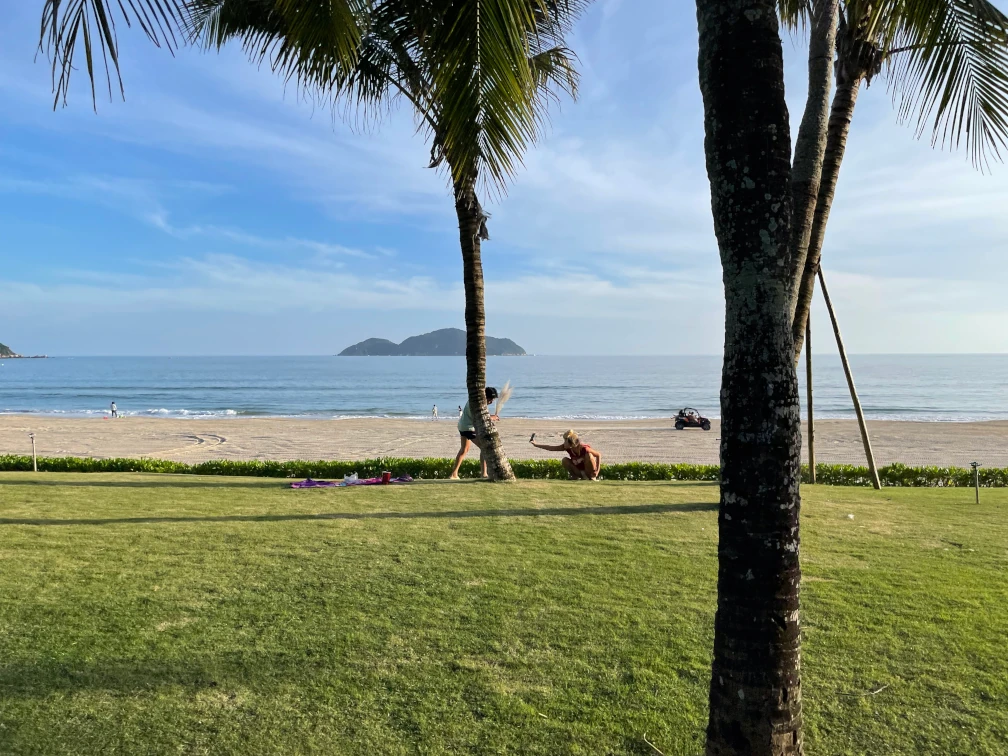 海南島万寧映えスポット・神州灯台への道