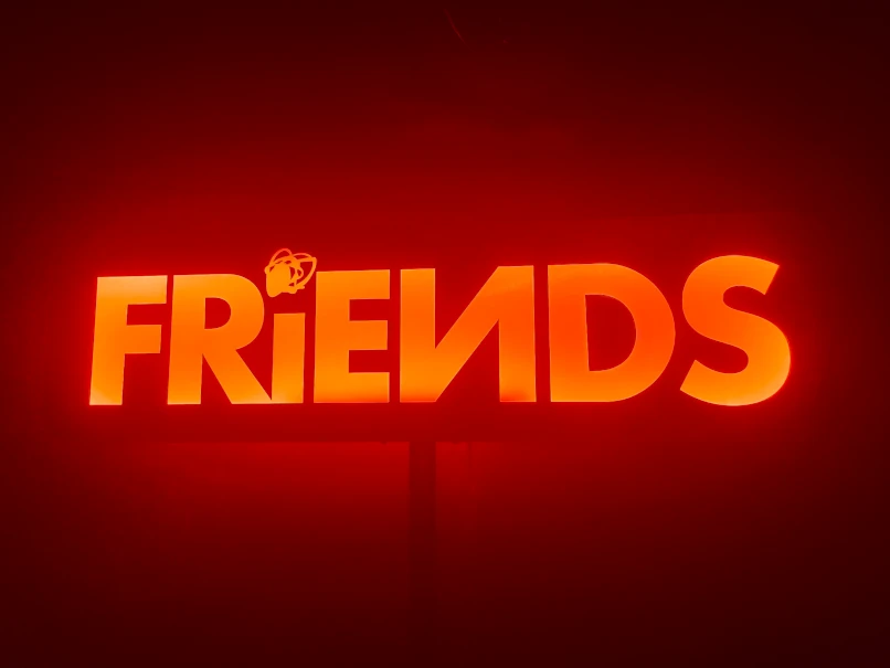 上海夜遊び新定番・INS新楽園・おすすめNo.1「FRiENDS」